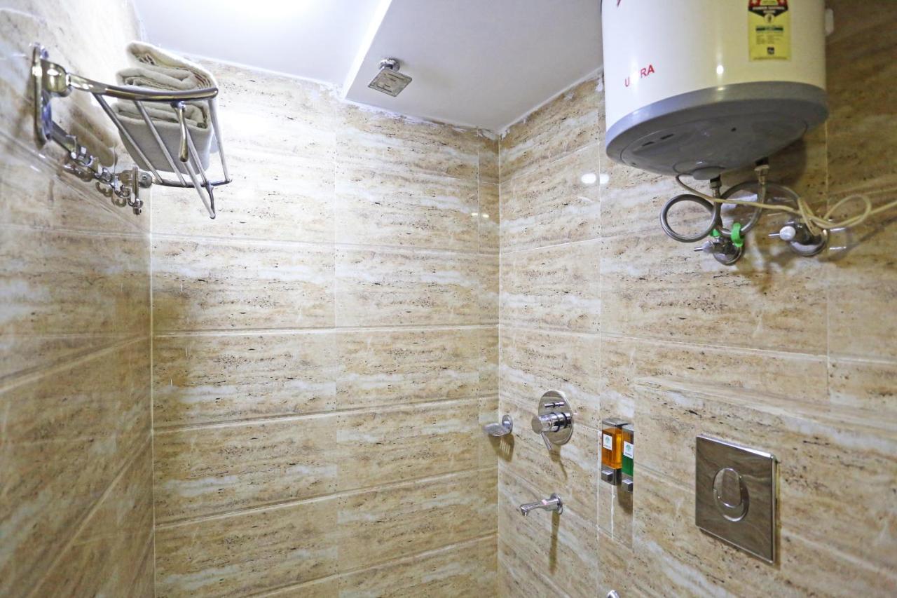 Hotel Grand Suites By D'Capitol Near Delhi Airport 新德里 外观 照片