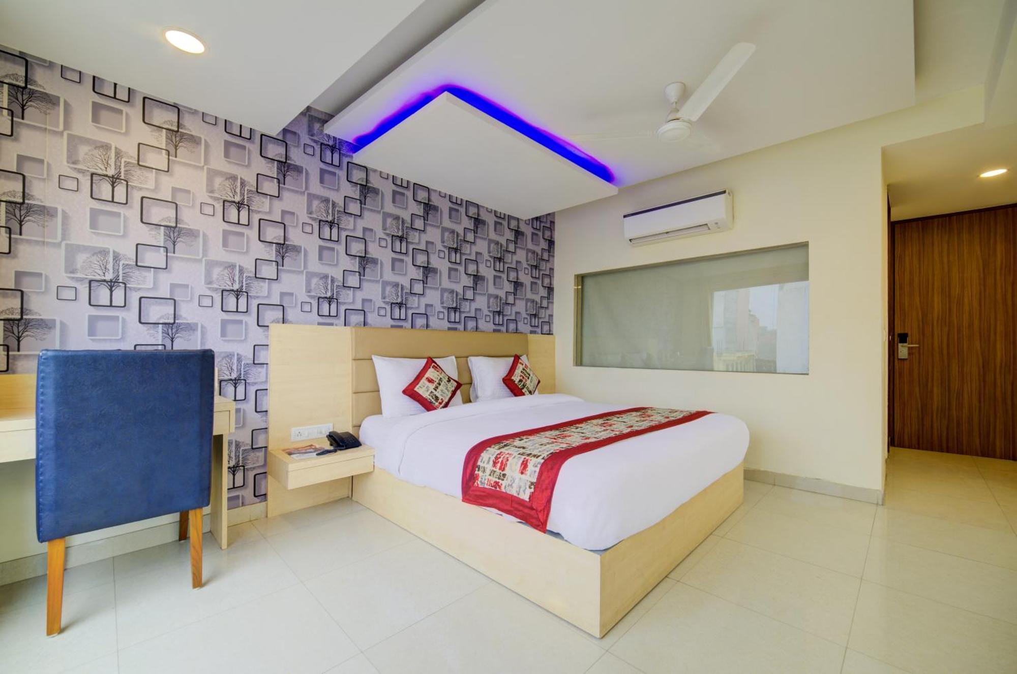 Hotel Grand Suites By D'Capitol Near Delhi Airport 新德里 外观 照片